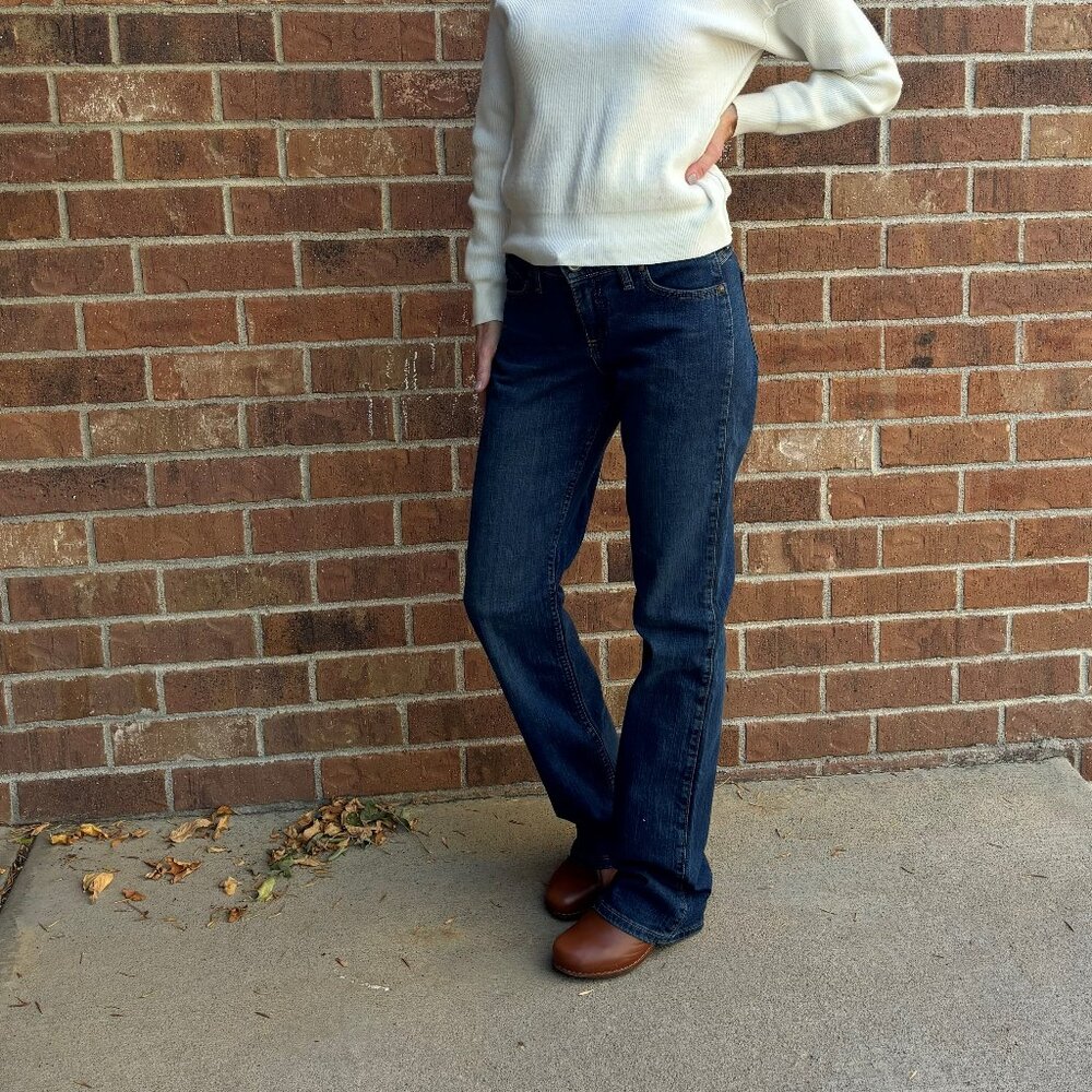 NEW WITH TAGS!! Wrangler Women's Tuff Buck Ultimate Riding Q-Baby Jeans